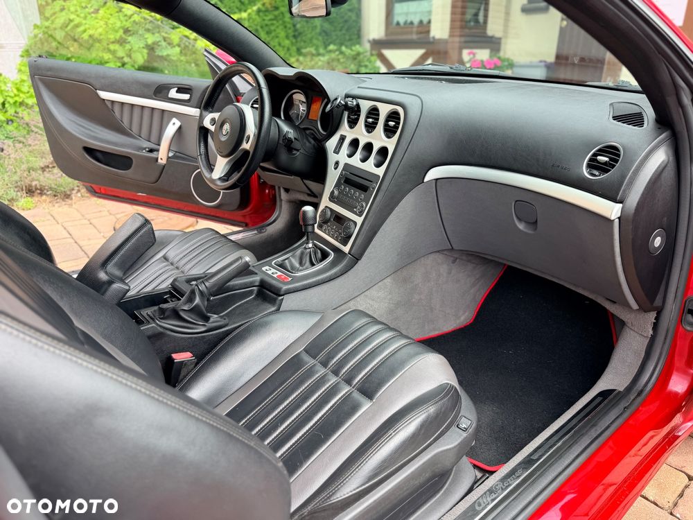 Alfa Romeo Spider 2.4JTDM Exclusive - 12