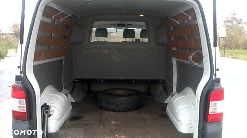 Volkswagen Transporter - 18