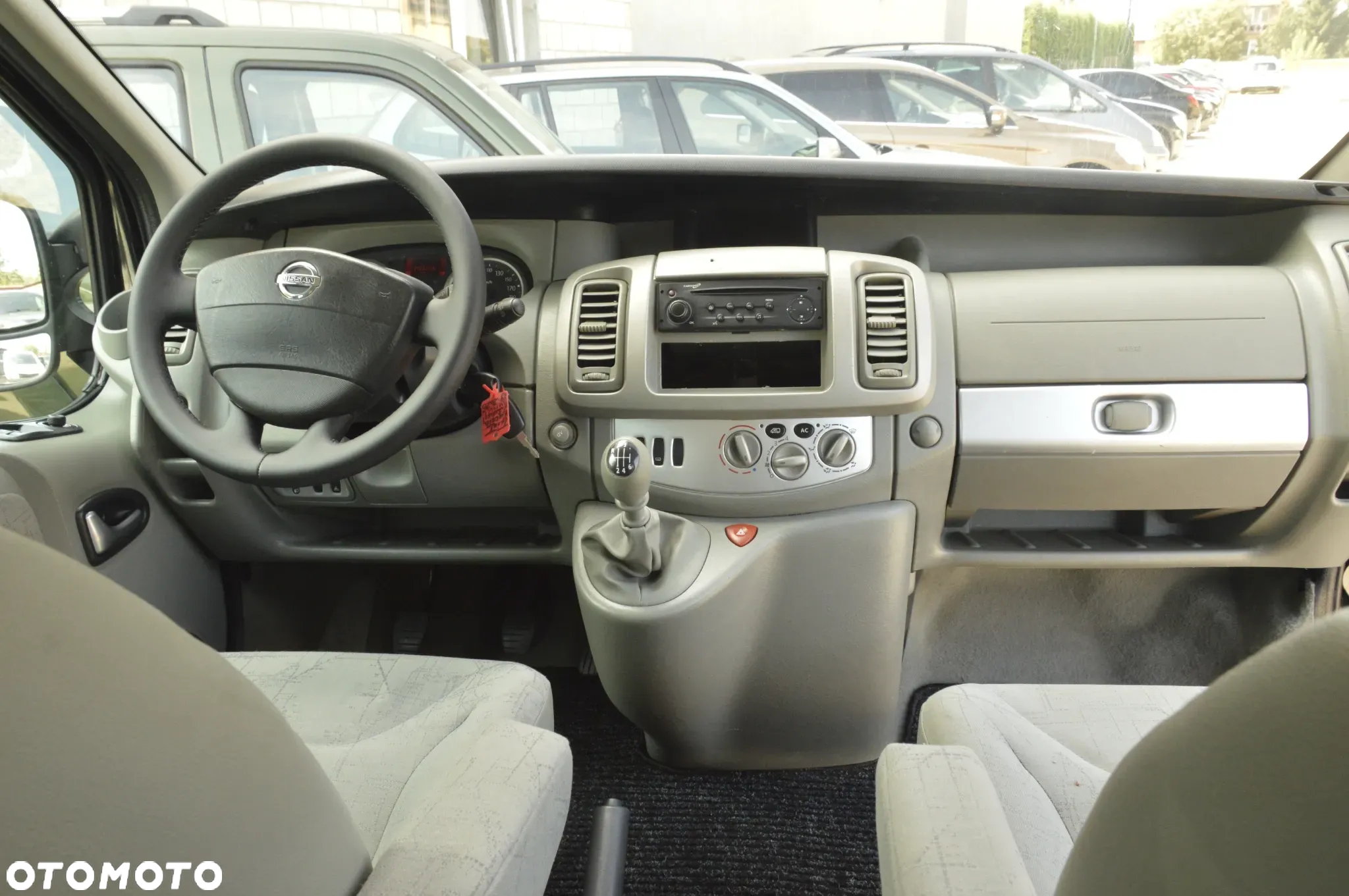 Opel Vivaro - 18