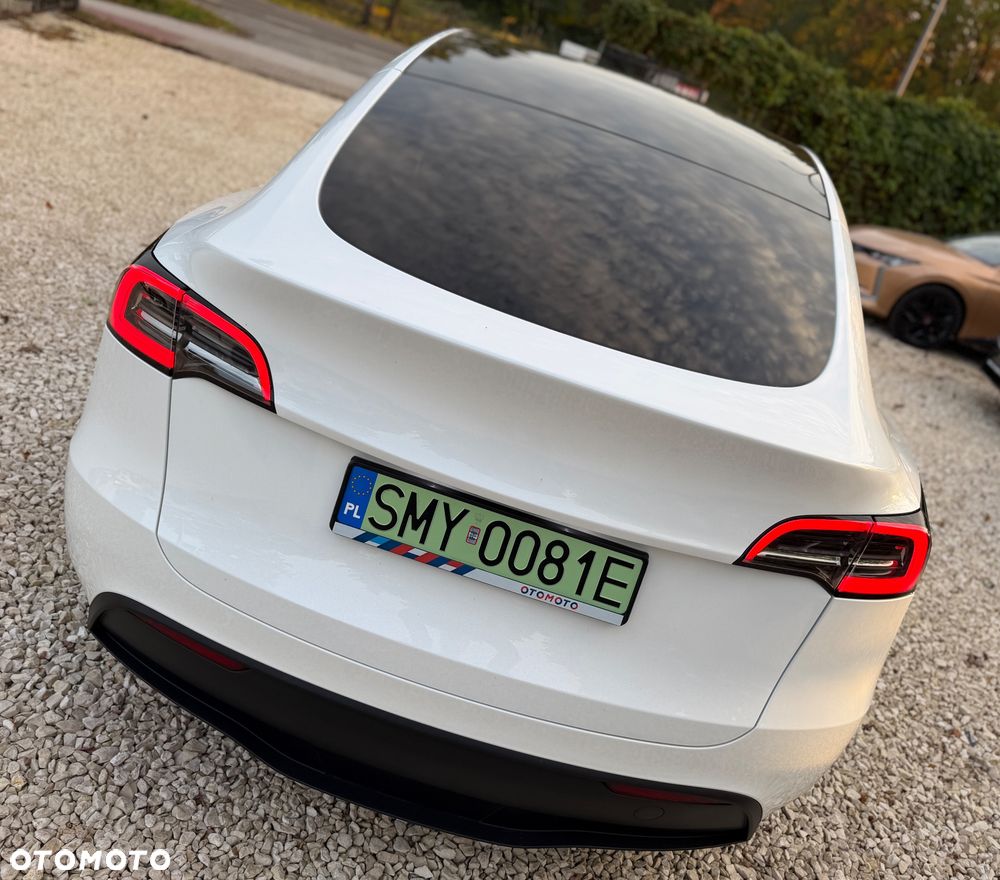 Tesla Model Y RWD - 9