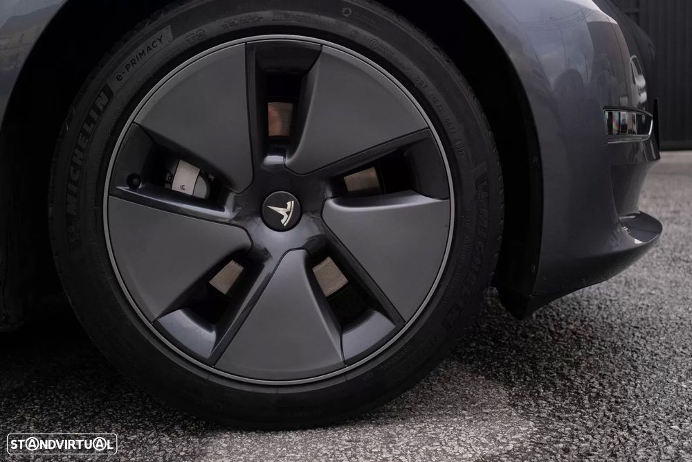 Tesla Model 3 Long Range Tração Traseira - 4