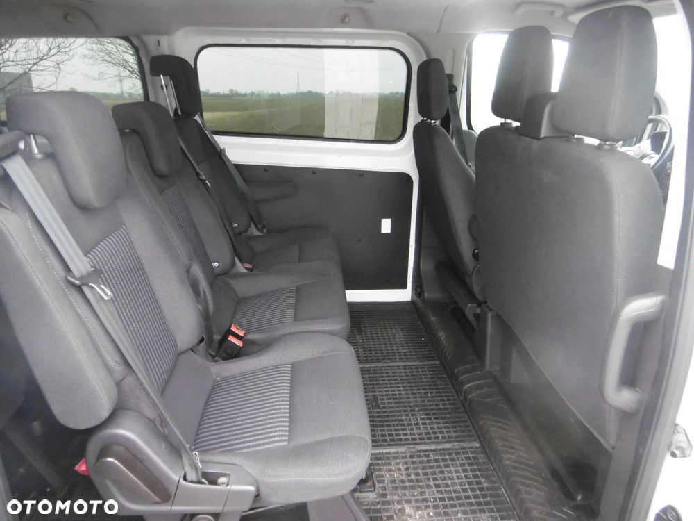 Ford Transit Custom 310 L2H1 Limited - 11