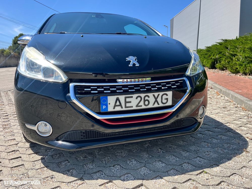 Peugeot 208 GTI 200 THP - 21