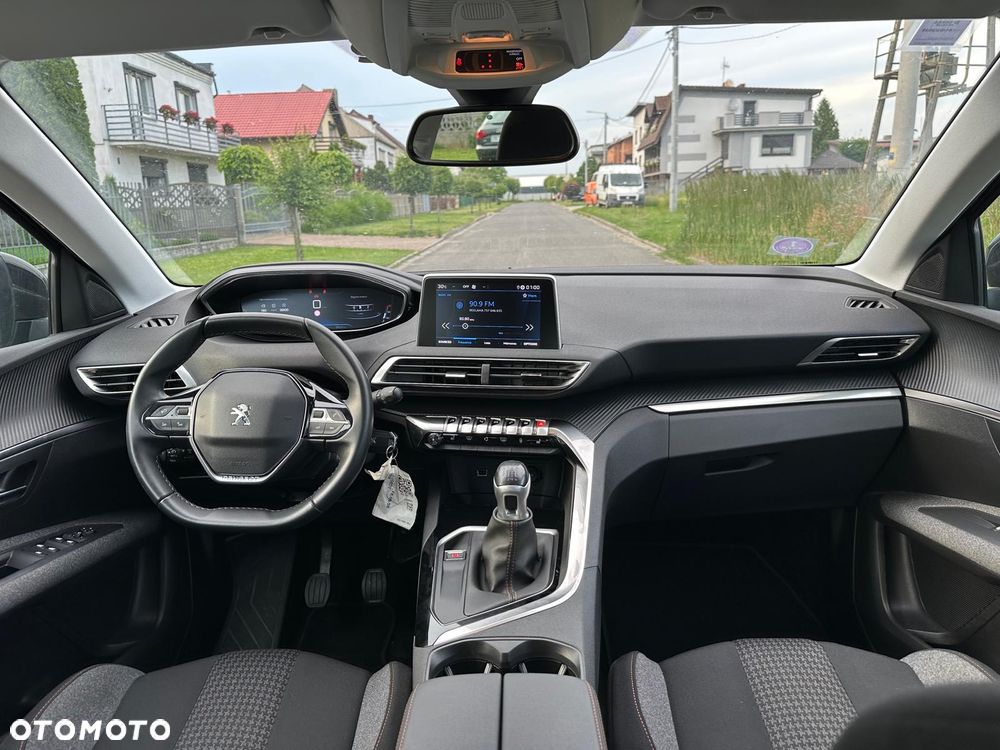 Peugeot 3008 - 11