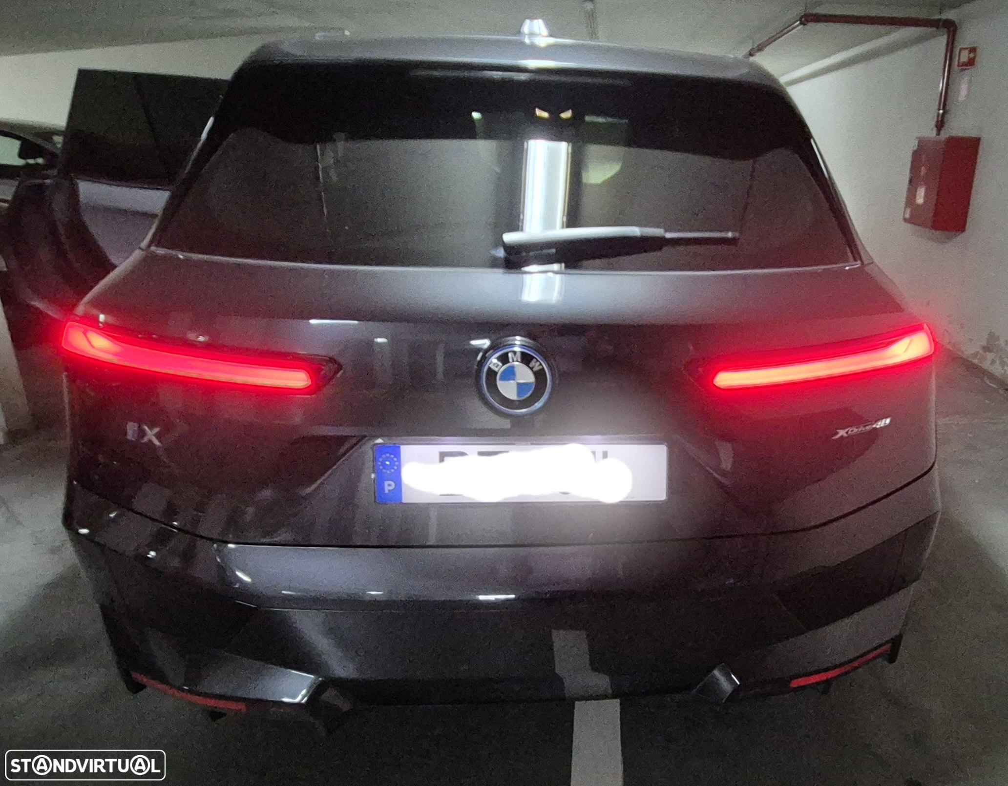 BMW iX xDrive 40 Pack Desportivo - 7
