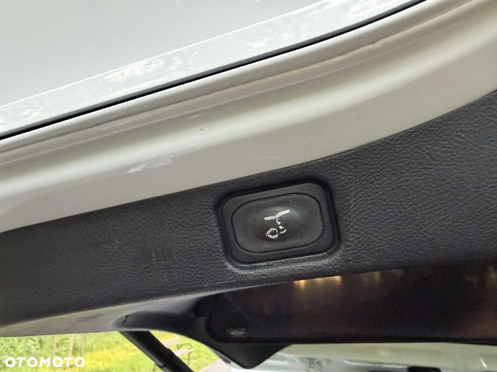 Ford Galaxy - 28