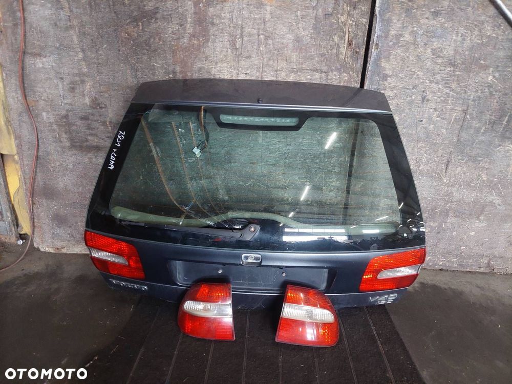 KLAPA BAGAŻNIKA + LAMPY VOLVO V40 I 347-22 - 1