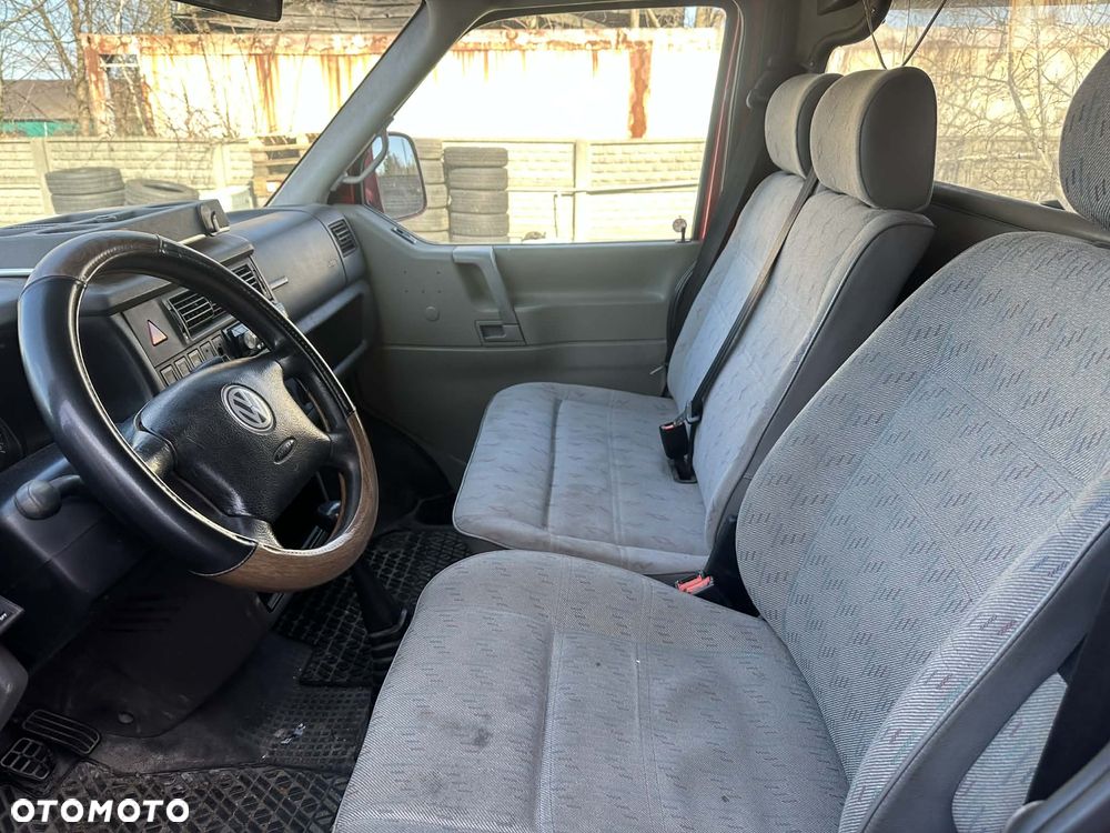 Volkswagen Transporter - 9