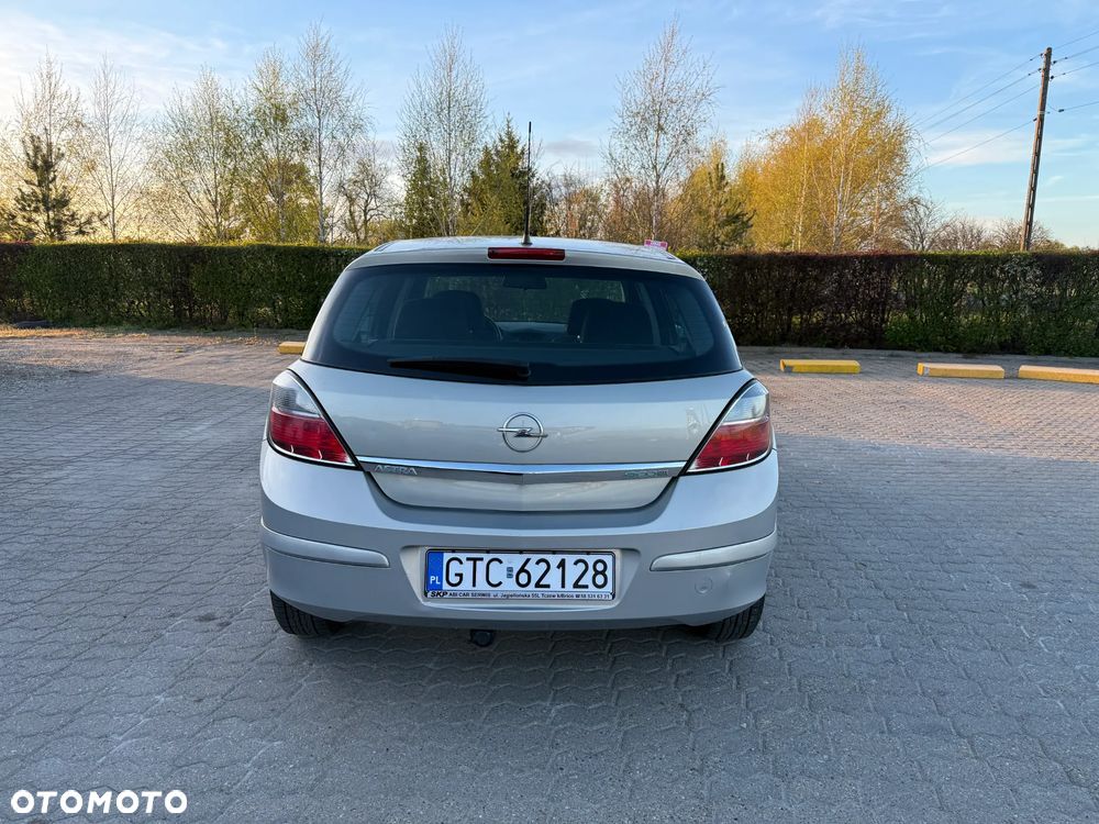 Opel Astra - 4