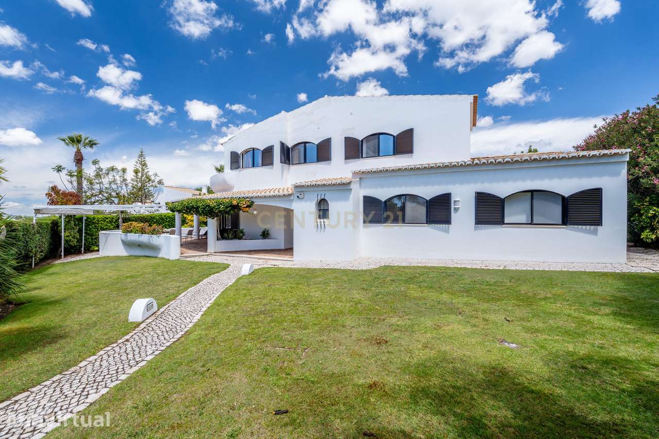 Moradia com Vista Mar e Piscina em Alvor, a curta distância da praia e - Grande imagem: 2/45