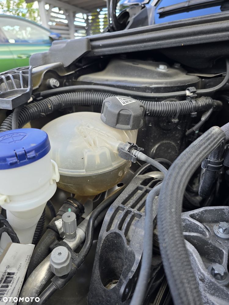 Peugeot 208 1.2 PureTech Allure Pack S&S EAT8 - 16