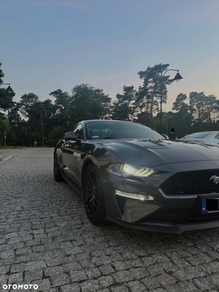 Ford Mustang - 2