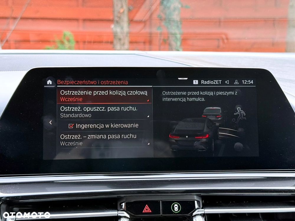 BMW Seria 8 - 33