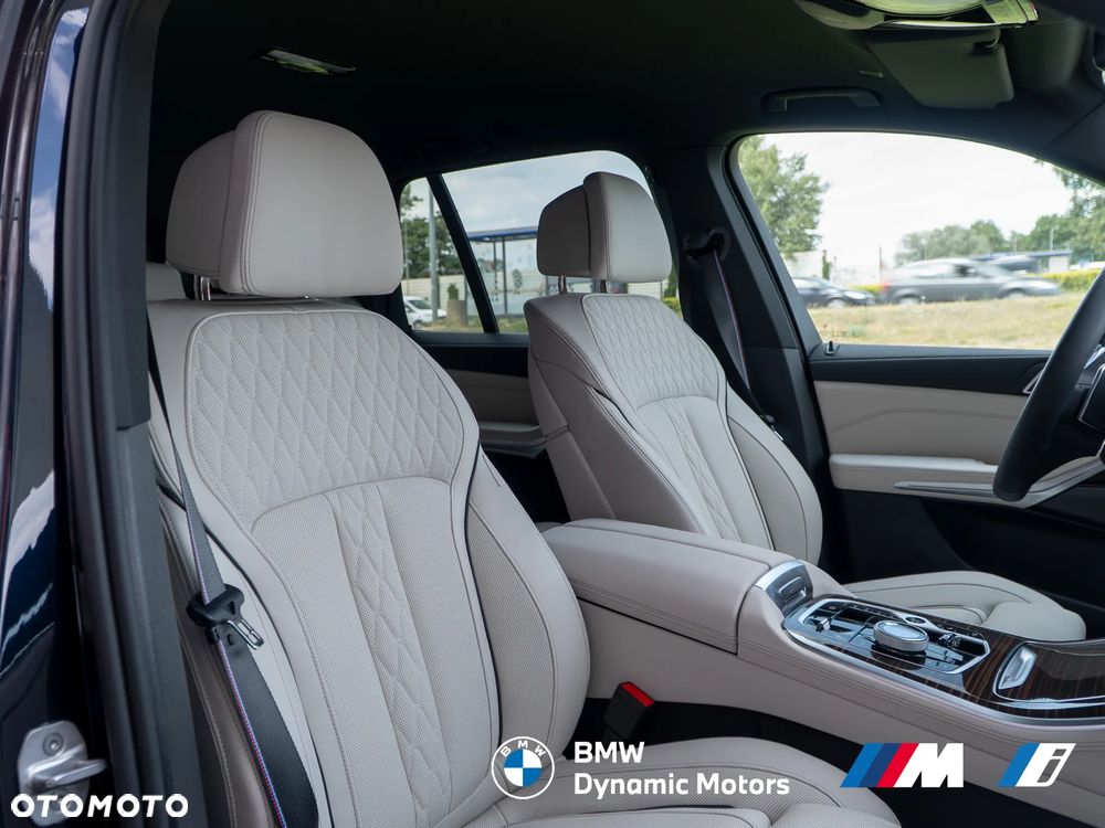 BMW X5 xDrive50e - 24