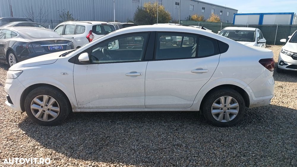 Dacia Logan TCe 90 MT6 Prestige - 8