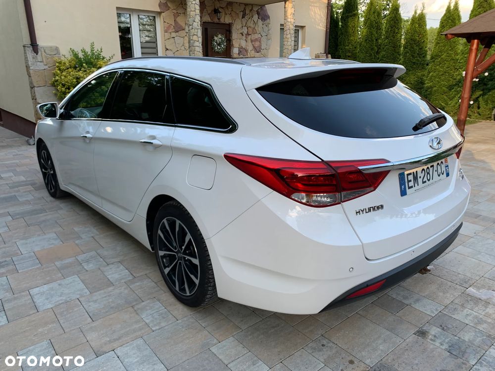 Hyundai i40 Kombi blue 1.7 CRDi DCT Premium - 11