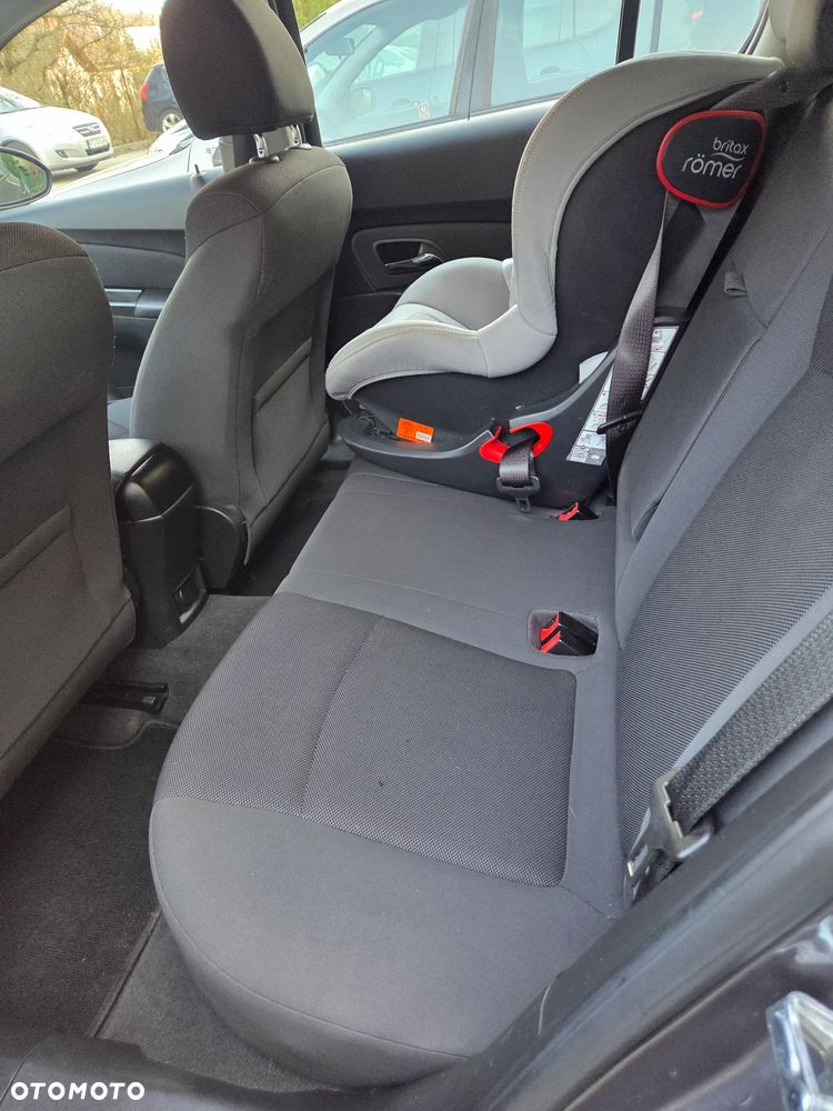 Chevrolet Cruze 1.6 LT - 10