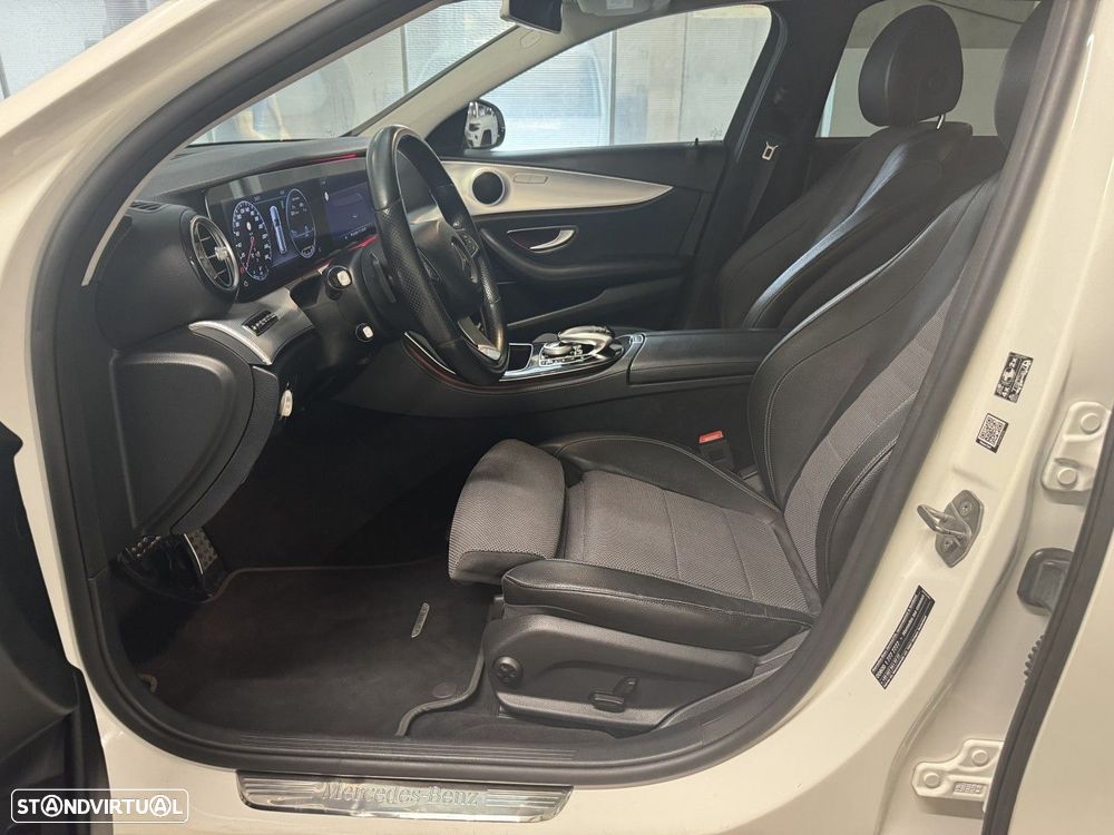 Mercedes-Benz E 220 d 4-Matic All Terrain Avantgarde + — fotografia 26