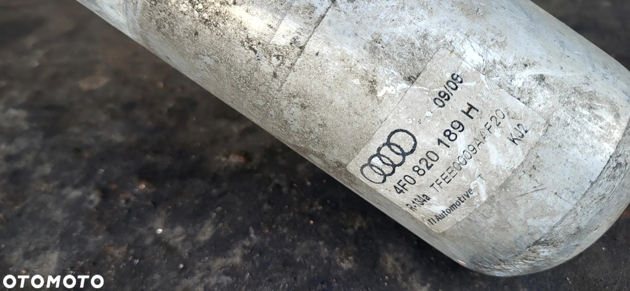 AUDI A6 C6 09r RAMKA PODNOŚNIK SZYB PRAWY TYŁ - 2