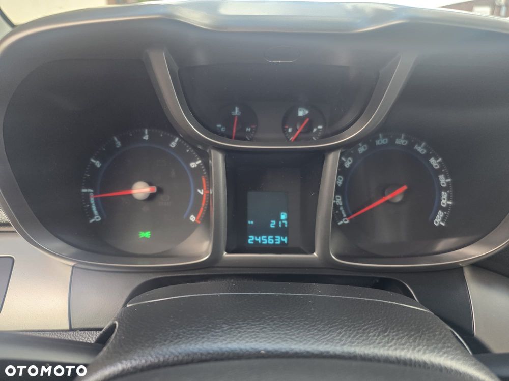 Chevrolet Orlando 1.8 LS+ - 13