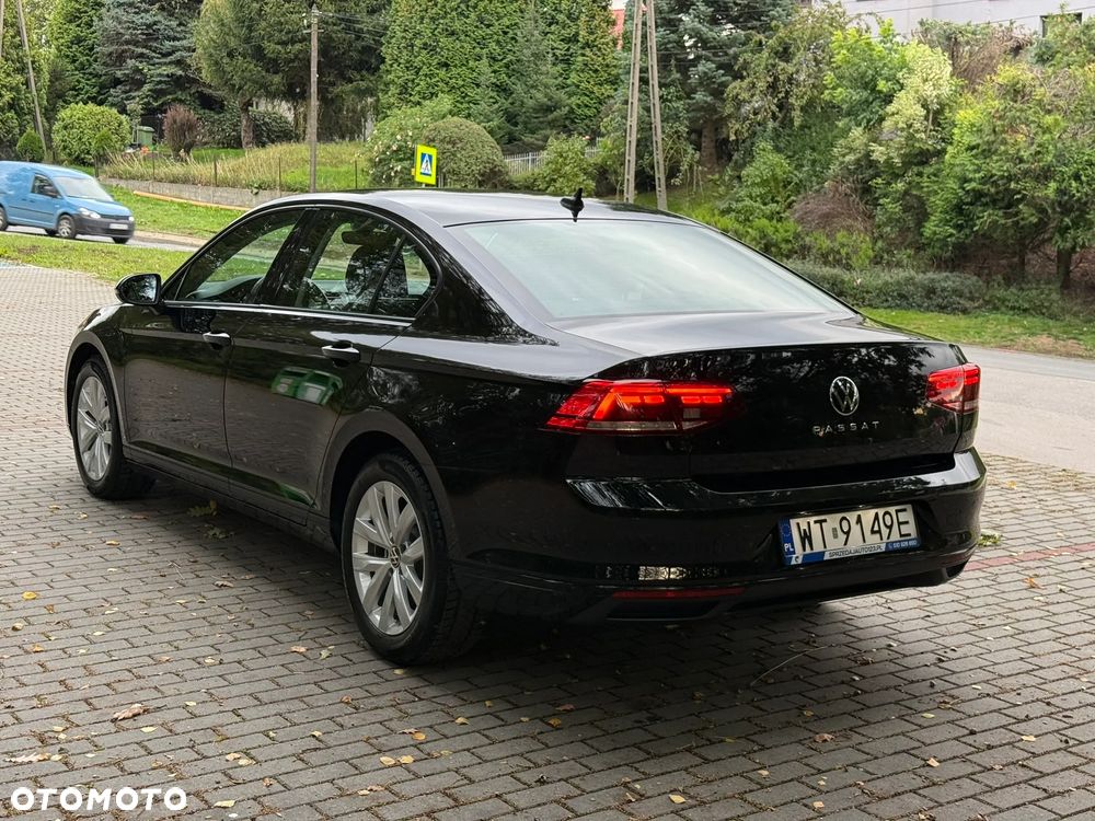Volkswagen Passat - 5