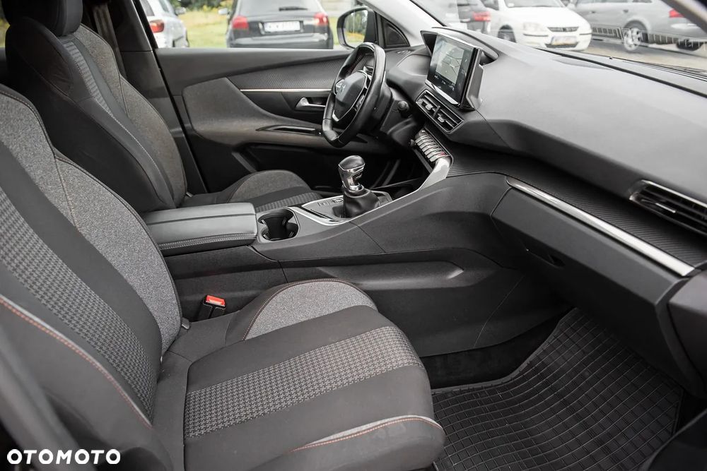 Peugeot 3008 - 28