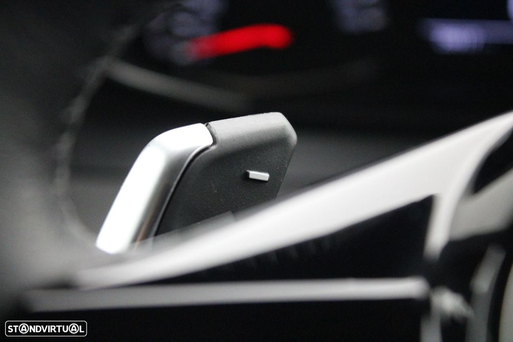 Peugeot 2008 1.5 BlueHDi Active EAT8 - 23