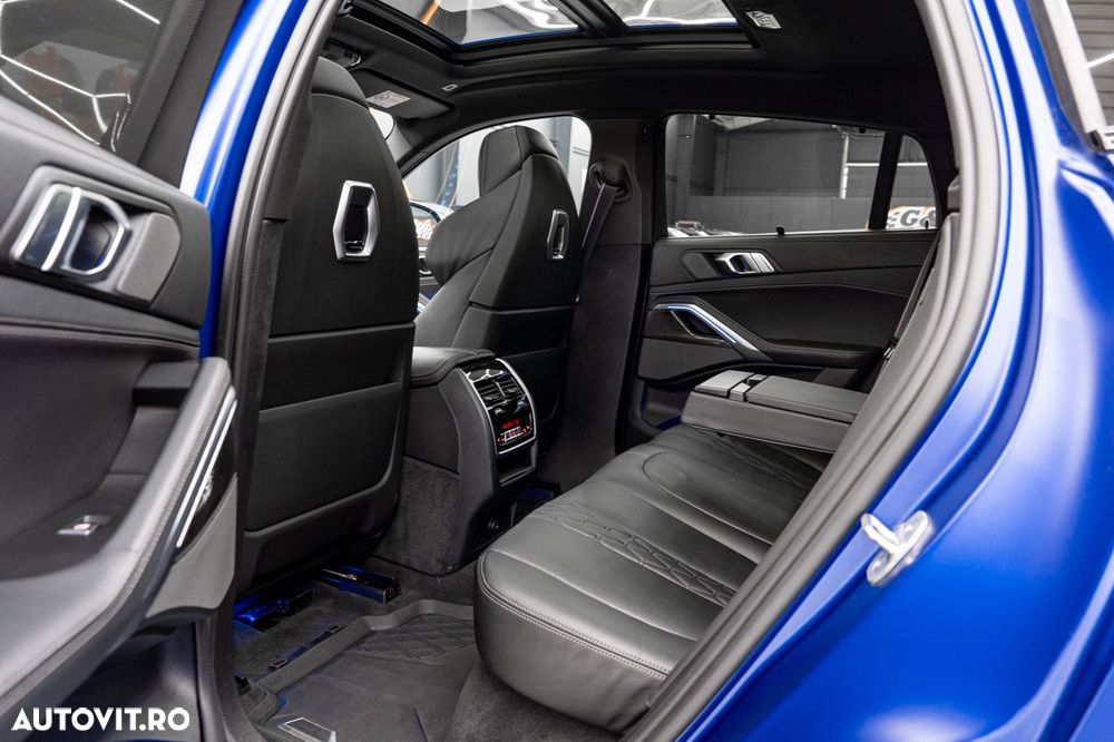 BMW X6 xDrive40i AT MHEV - 19