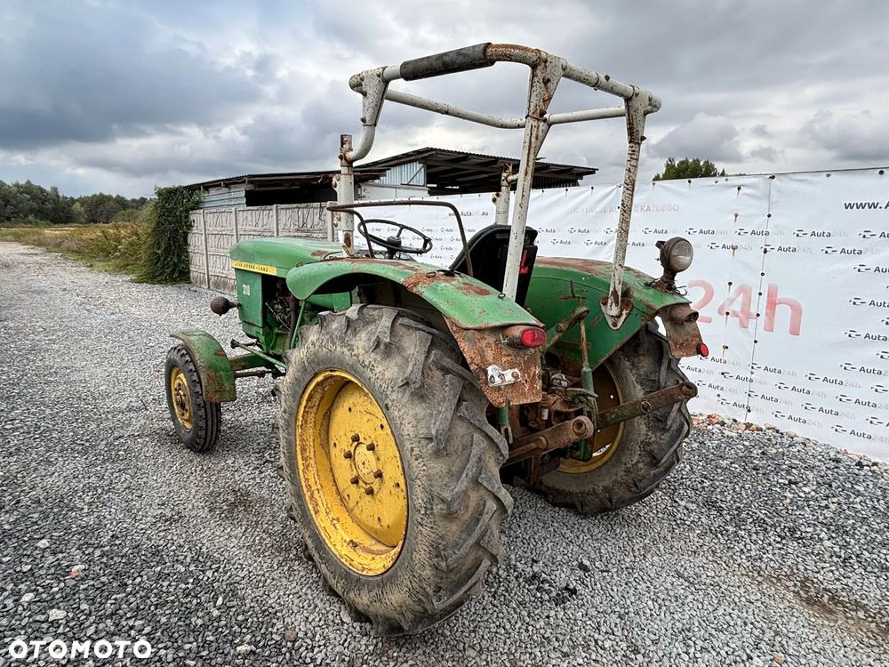 John Deere 310 - 4