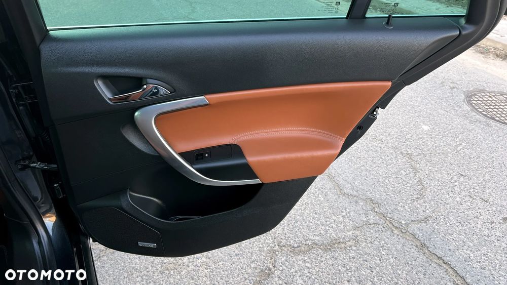 Opel Insignia 2.0 BiTurbo CDTI Sport - 31