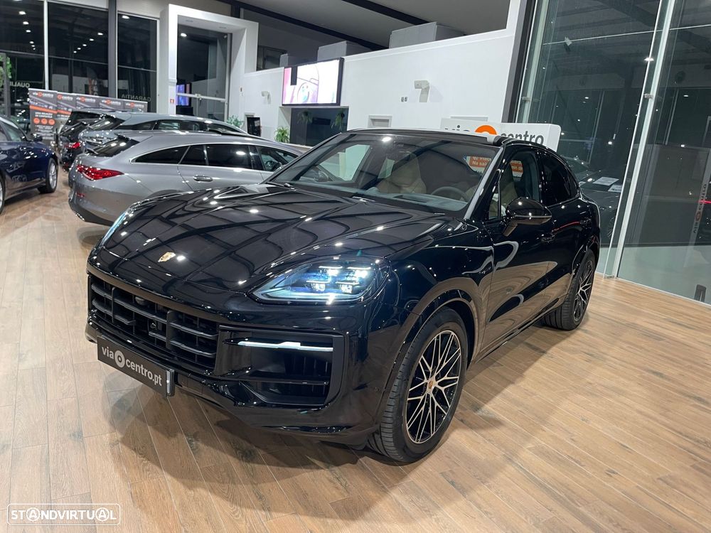 Porsche Cayenne Coupé E-Hybrid Black Edition - 58