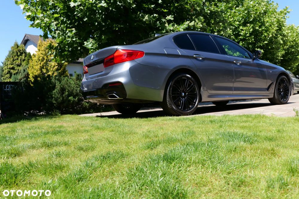BMW Seria 5 520d xDrive M Sport sport - 1