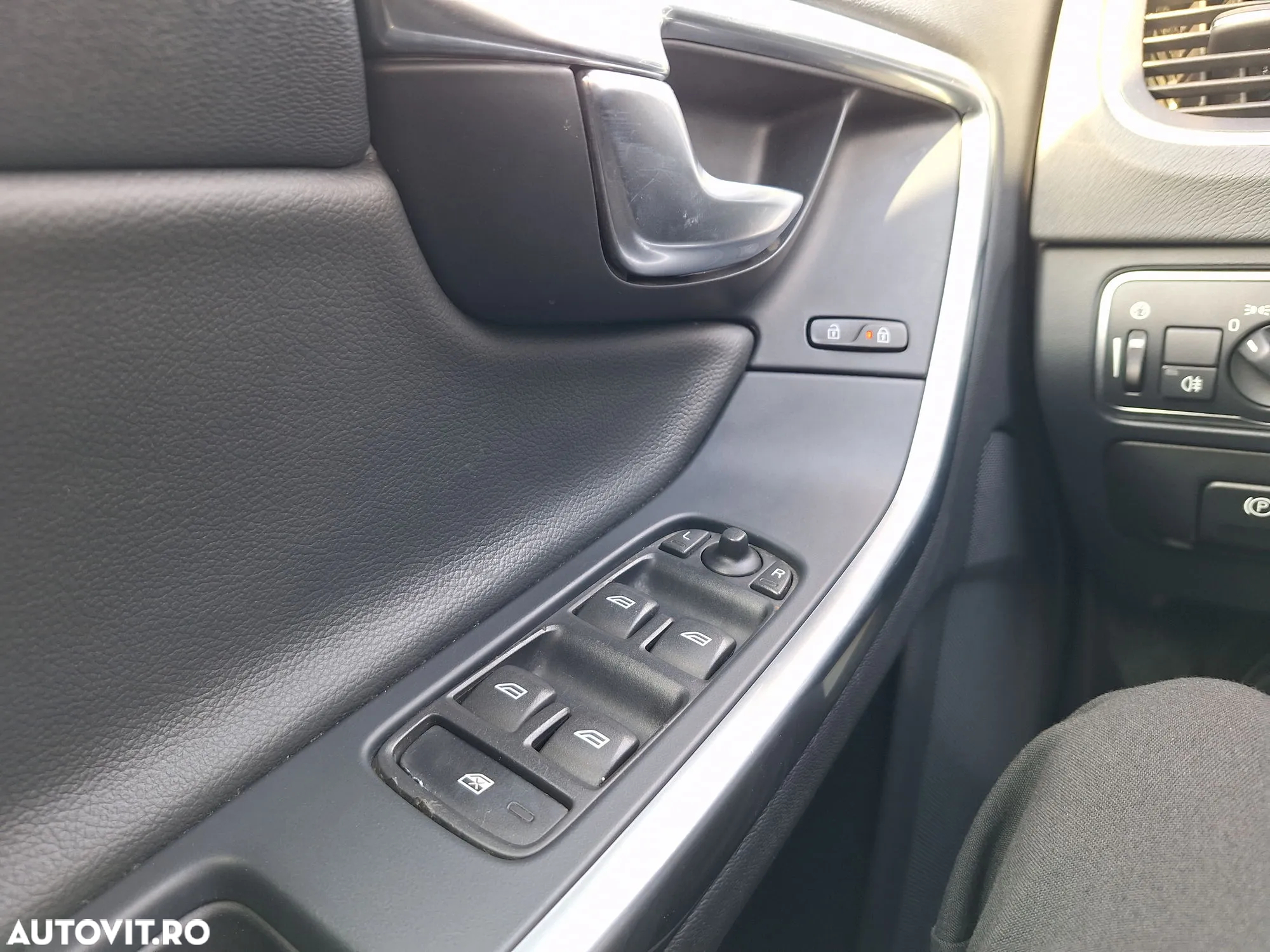 Volvo V60 - 21