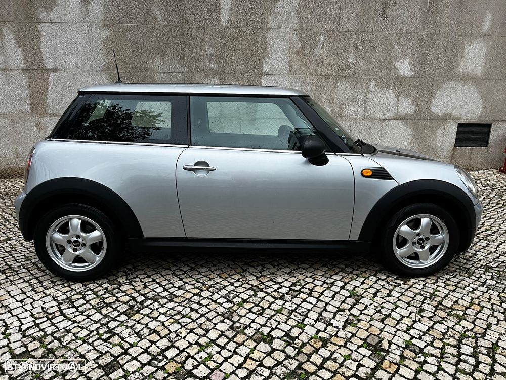 MINI 3 Portas One 1.4 - 15