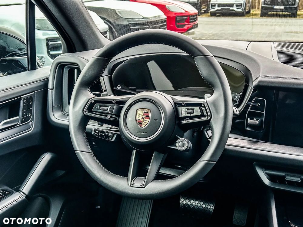 Porsche Cayenne Black Edition - 17