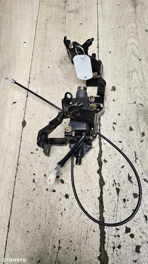 Siłownik zamka linka stelaż Sym Mio 50 - 4