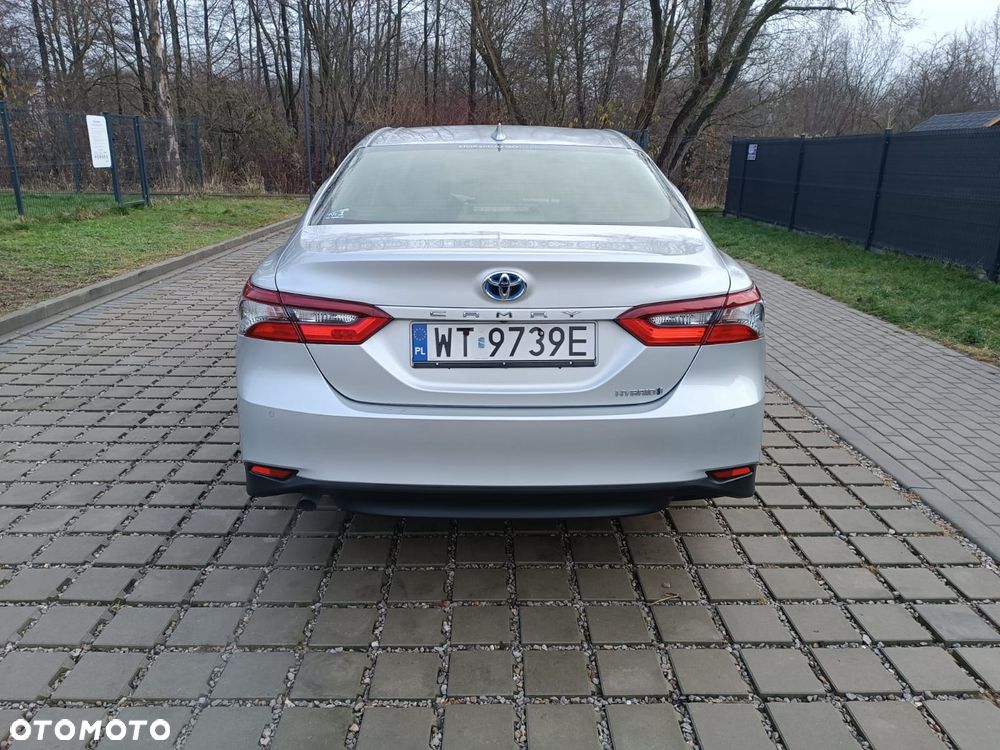 Toyota Camry 2.5 Hybrid Comfort CVT - 4