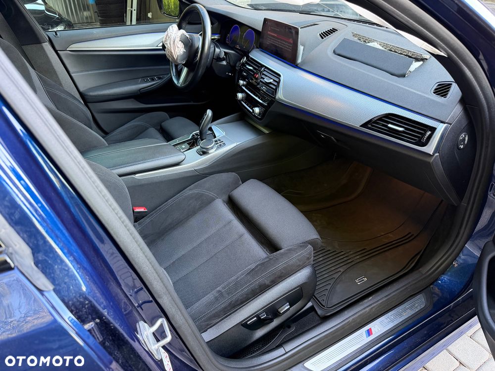 BMW Seria 5 530d xDrive M Sport sport - 11