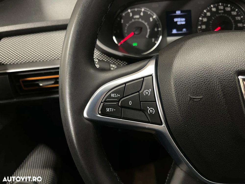 Dacia Sandero Stepway TCe 90 MT6 Comfort - 17