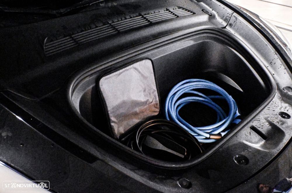 Tesla Model Y Long Range Dual Motor AWD - 7