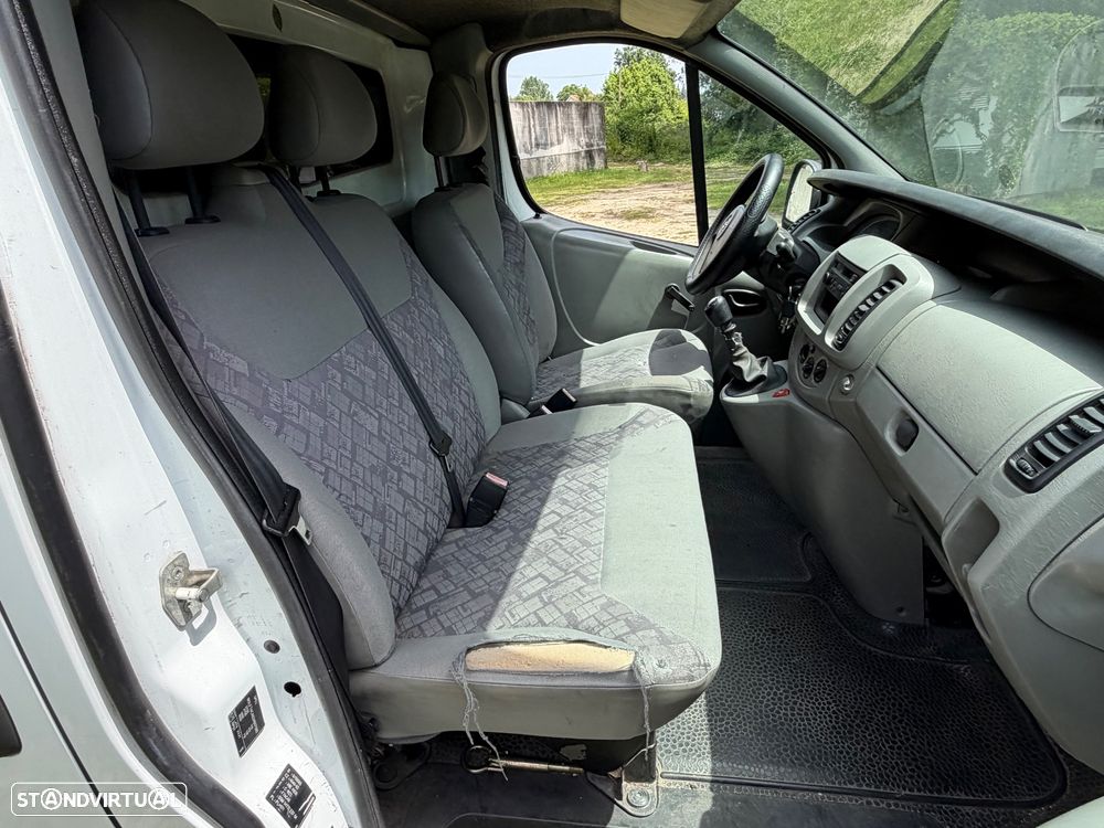 Opel Vivaro 1.9 cdti - 7