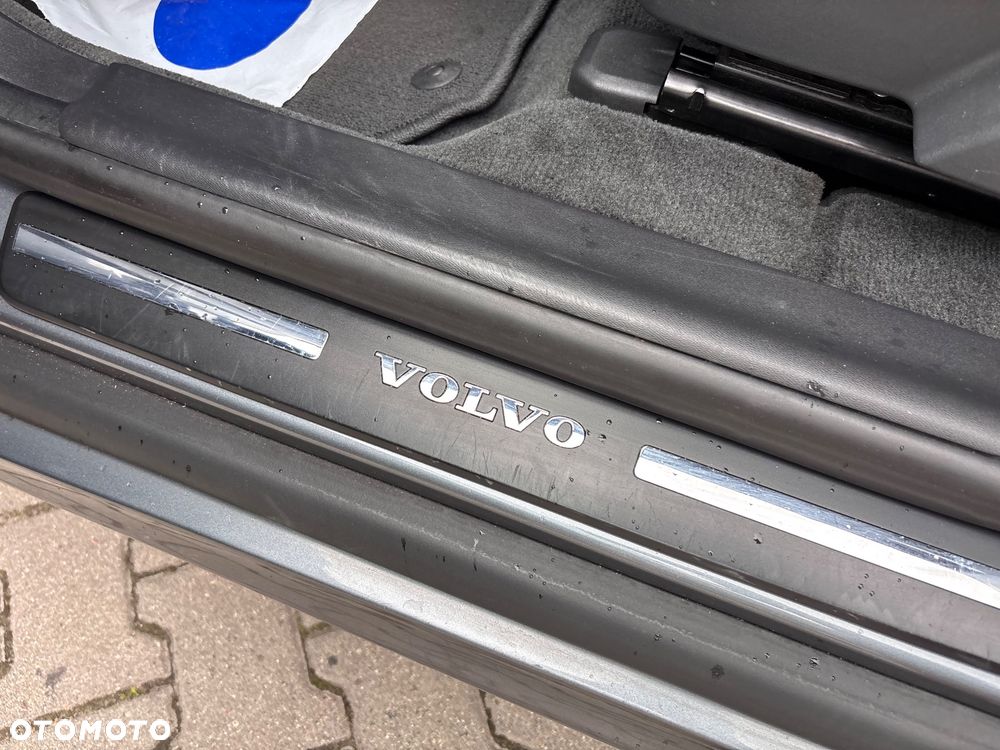 Volvo XC 60 D4 Geartronic Momentum - 26