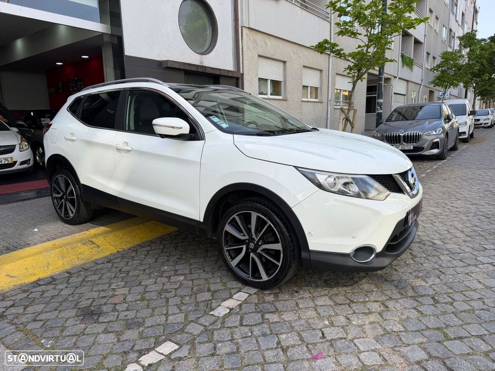 Nissan Qashqai 1.6 dCi Tekna Premium - 4