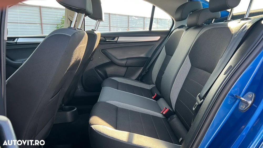 Skoda RAPID 1.0 TSI Style - 7
