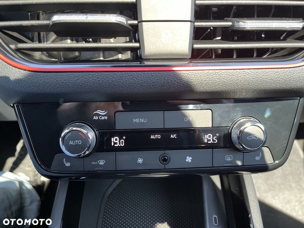 Skoda Scala 1.0 TSI Monte Carlo DSG - 33