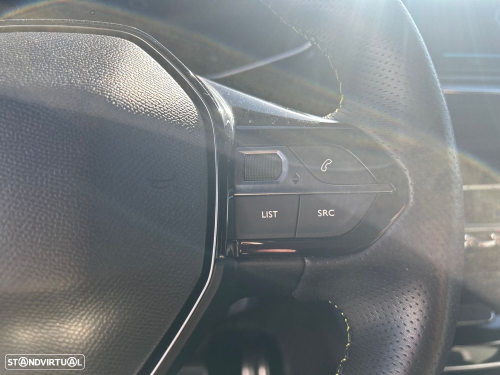 Peugeot e-208 50 kWh GT Pack - 23