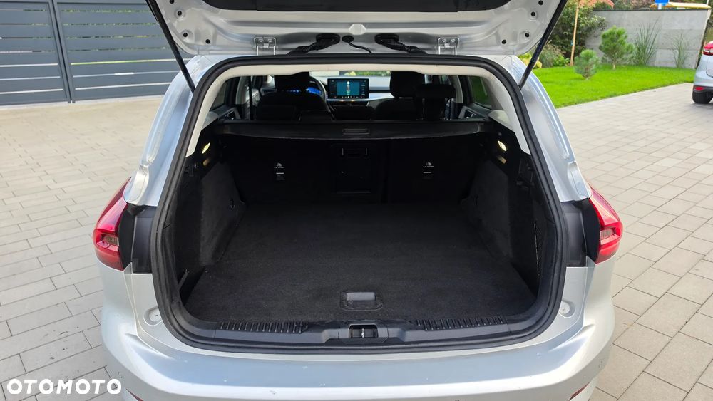 Ford Focus 1.0 EcoBoost Hybrid TITANIUM X - 30