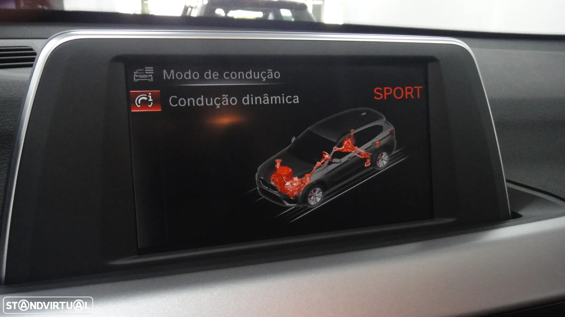 BMW X1 16 d sDrive - 38