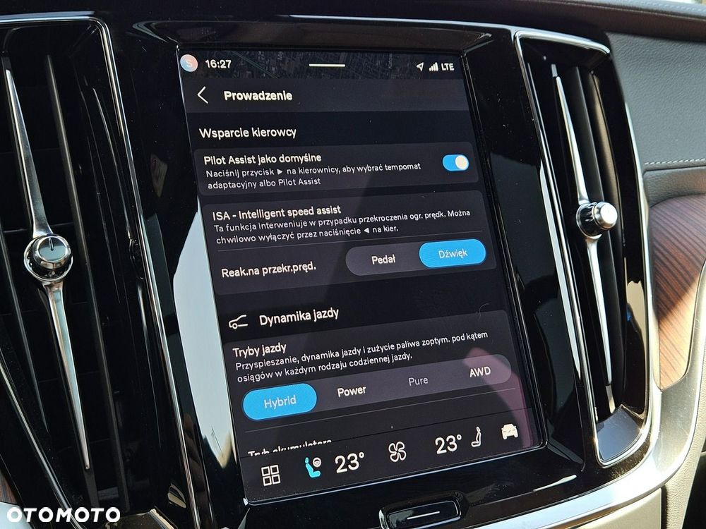 Volvo V60 T8 AWD Plug-In Hybrid Ultra Dark - 27