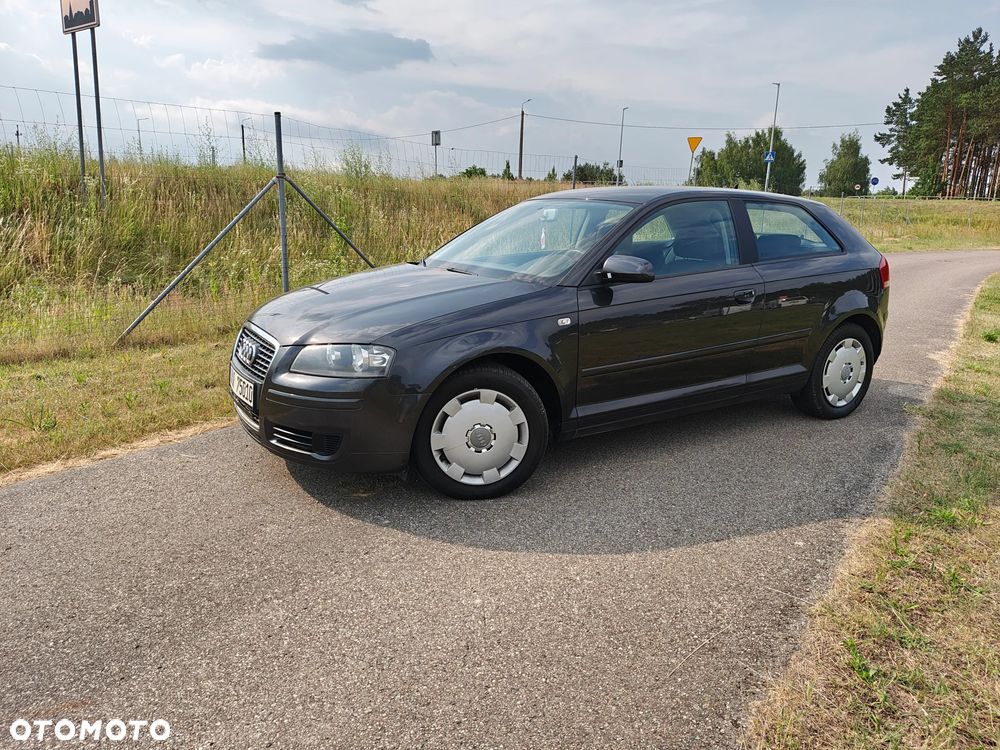 Audi A3 3-drzwiowe 1.6 Ambiente - 20